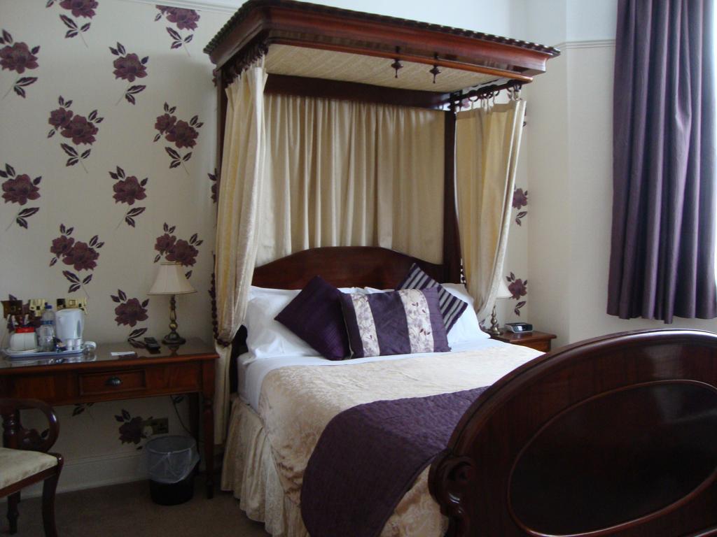 Ascot House Otel York Oda fotoğraf